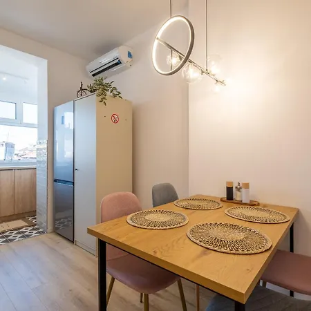 Bright - 2 Bedroom Sofia